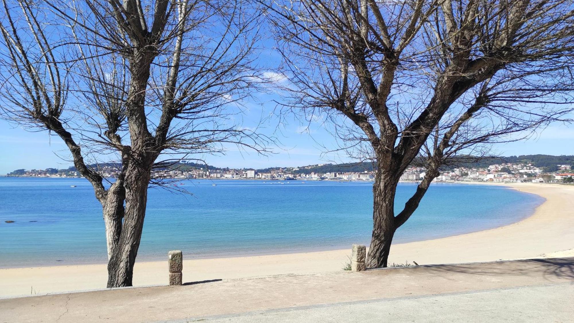 Rias Baixas En Ribeira Piso Centrico Con Parking Y Wifi Apartment Exterior photo